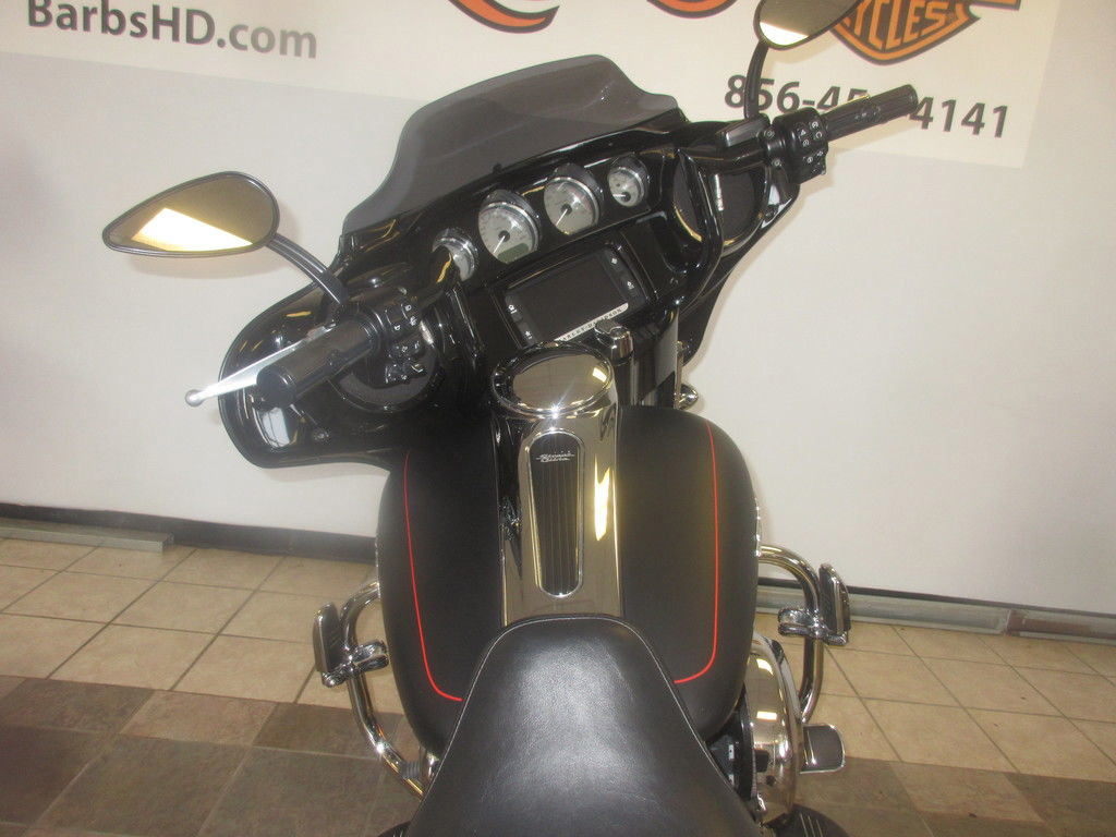 Street Glide® Special