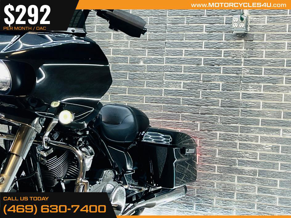 Road Glide®