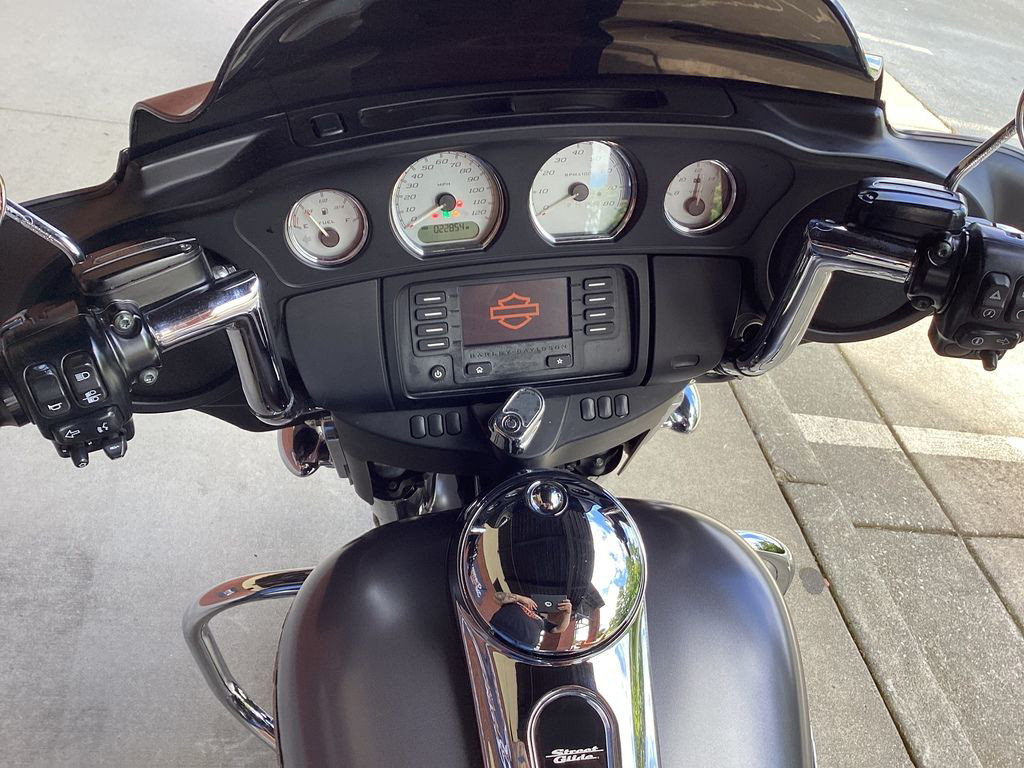 Street Glide®