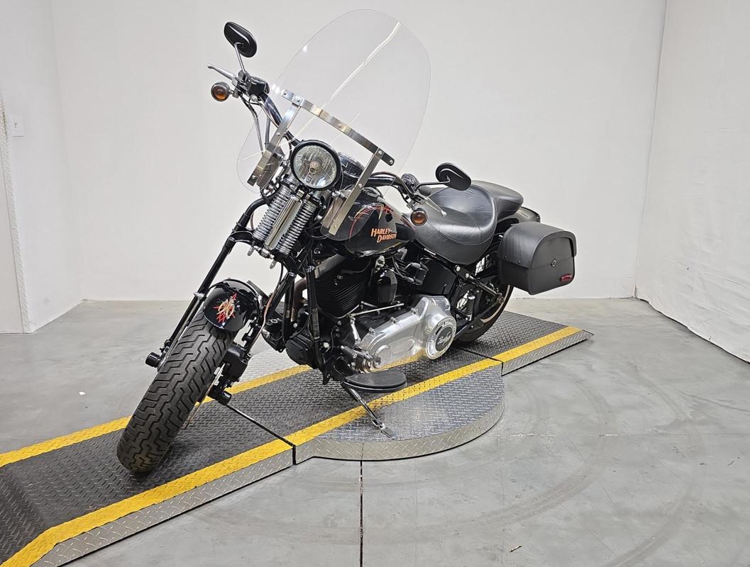 Softail® Cross Bones®