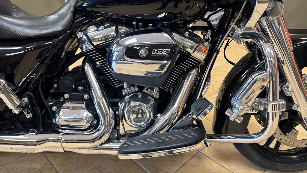 Road Glide®