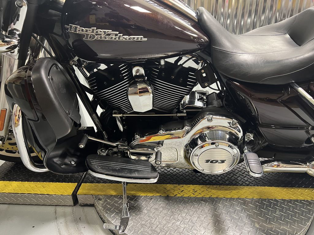 Street Glide®