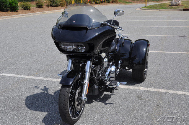 Road Glide® 3