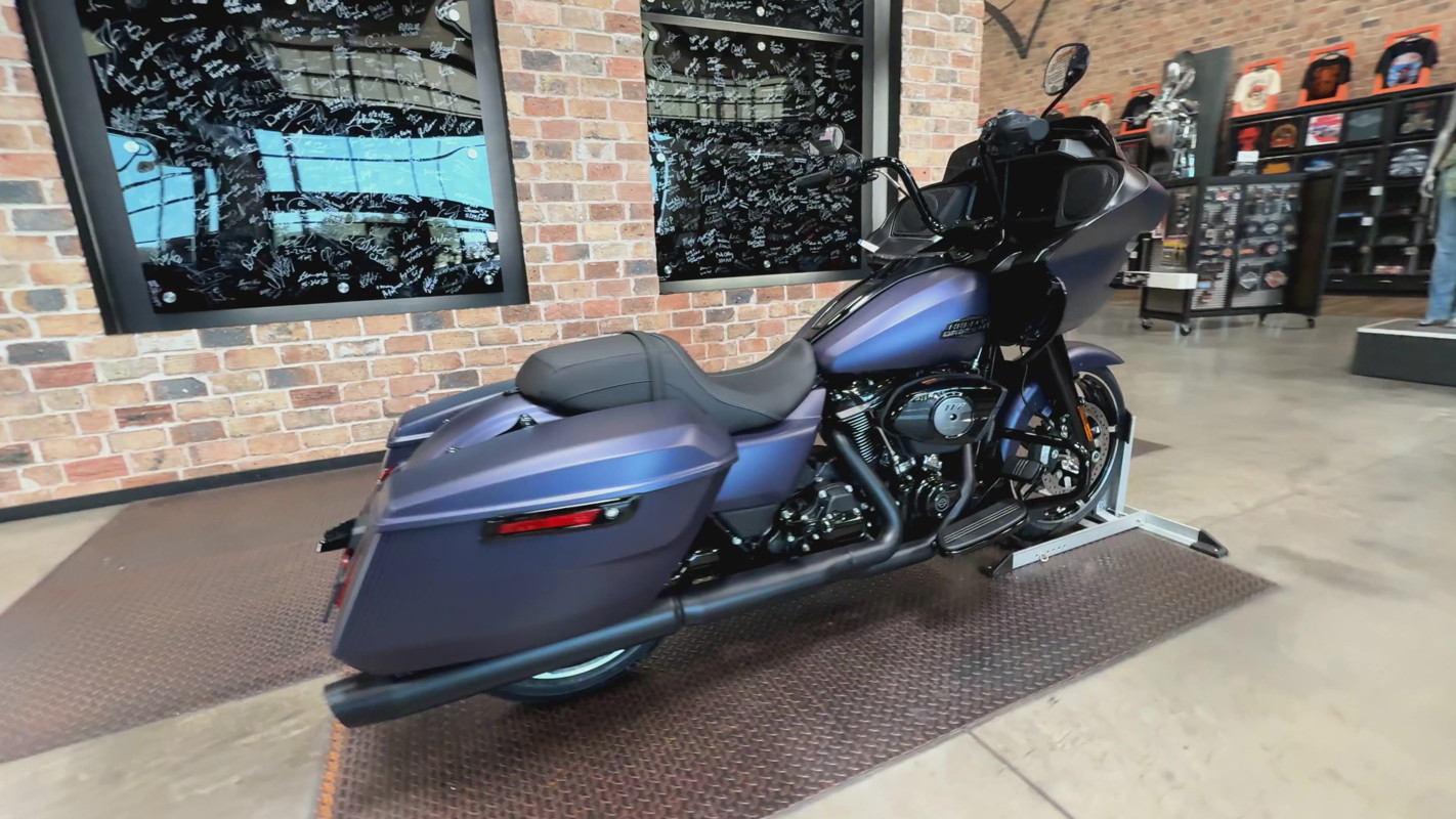 Road Glide®