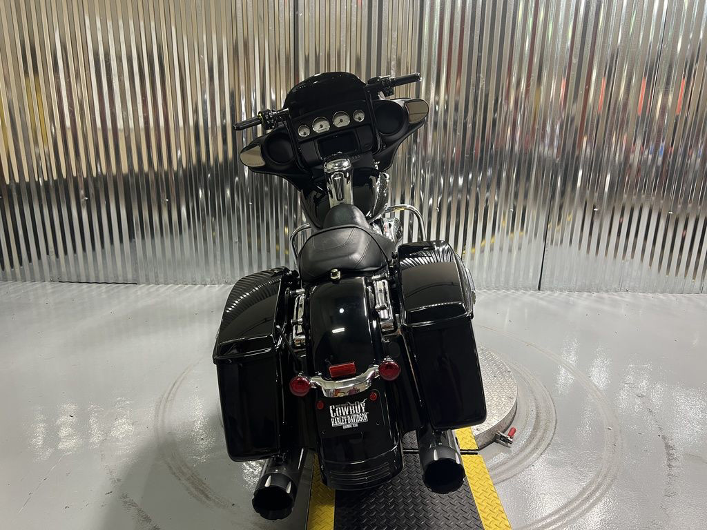 Street Glide®