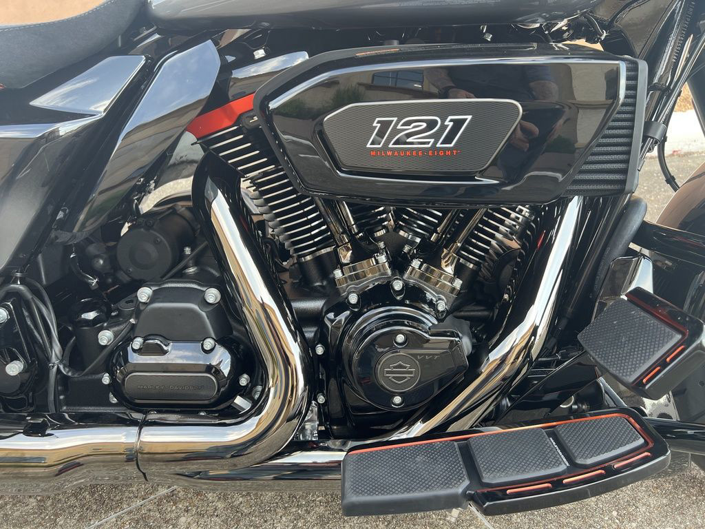CVO® Street Glide®