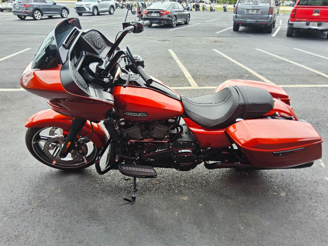 CVO® Road Glide®