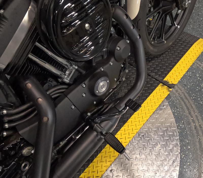 Iron 883®