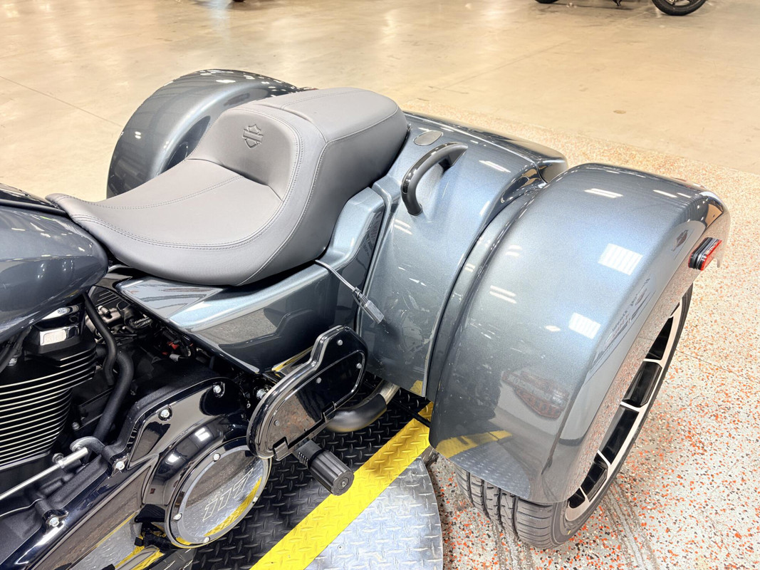 Road Glide® 3