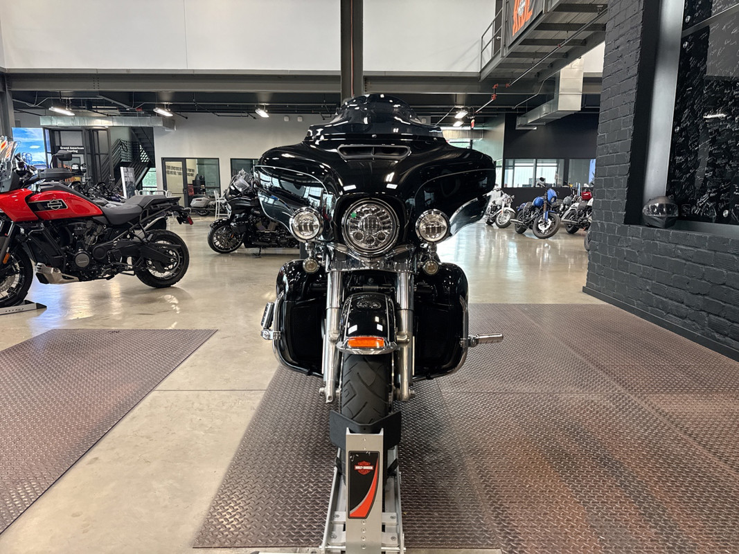 Electra Glide® Ultra Limited® Low