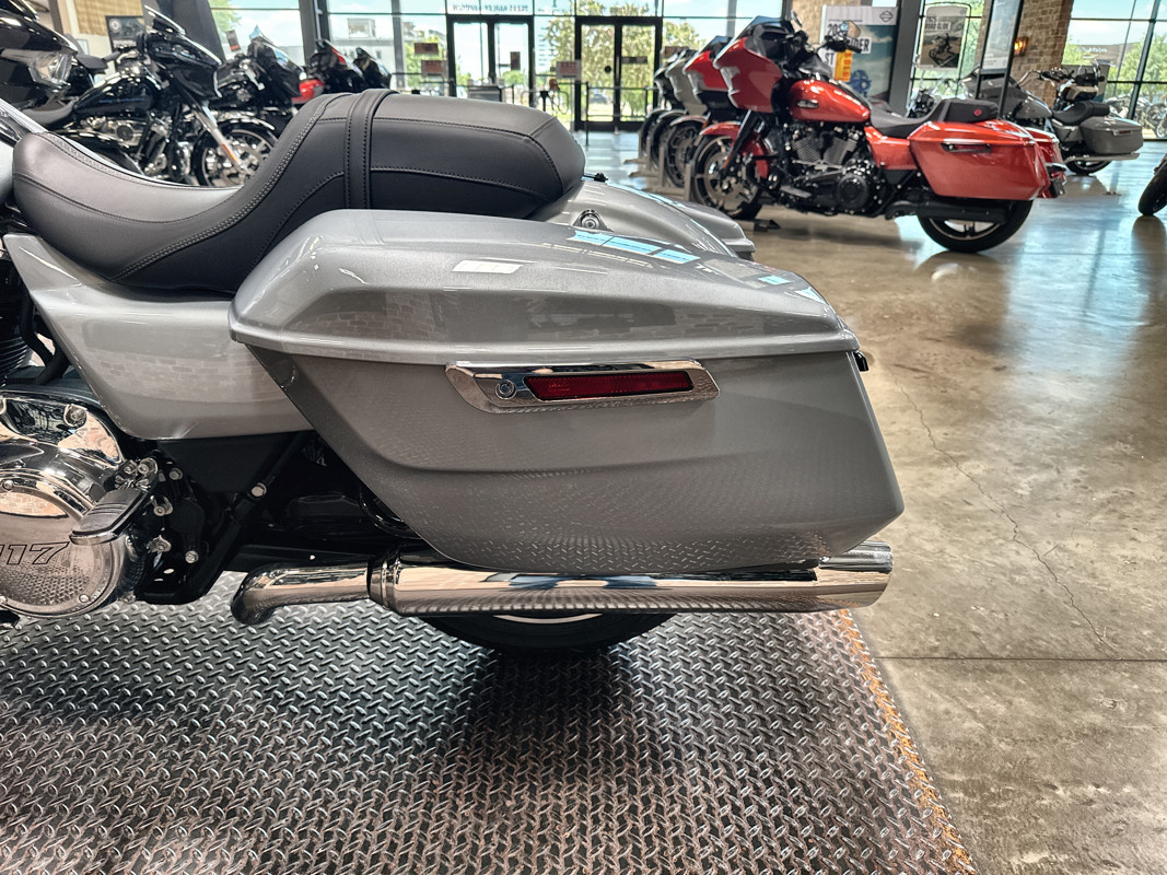 Road Glide®