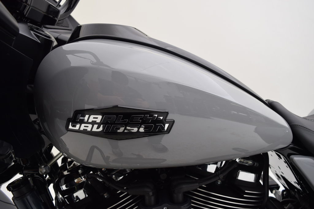 Road Glide®
