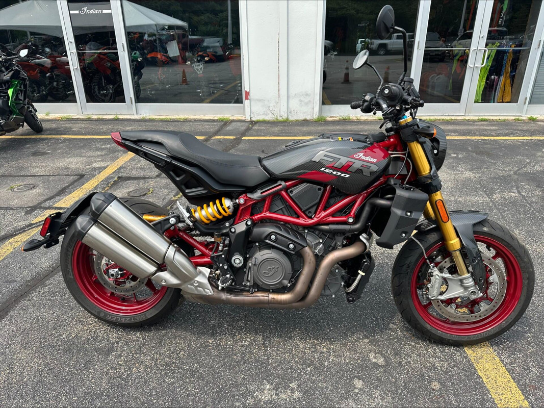 FTR R Carbon
