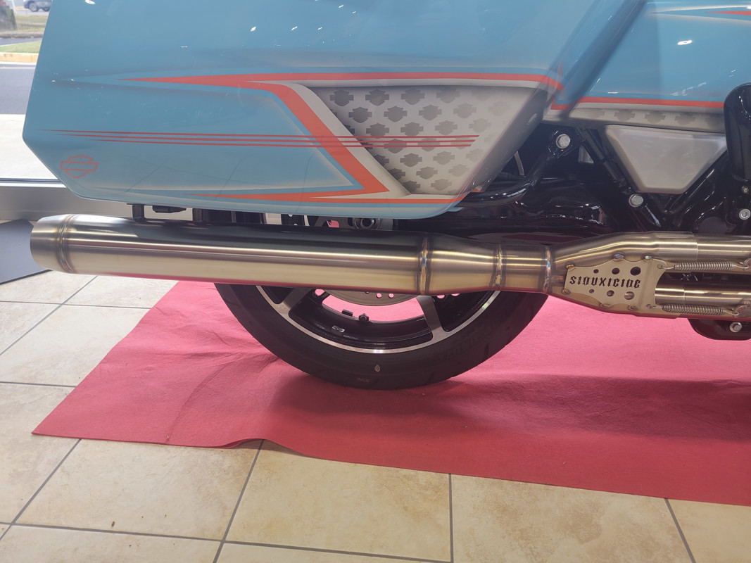 Road Glide®