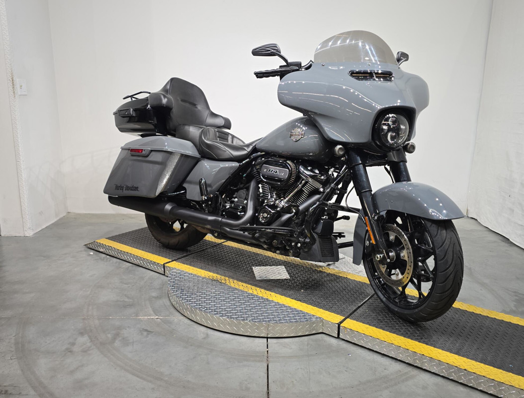 Street Glide® Special