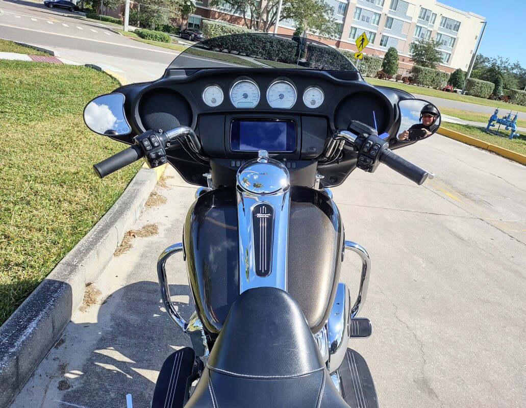 Street Glide®