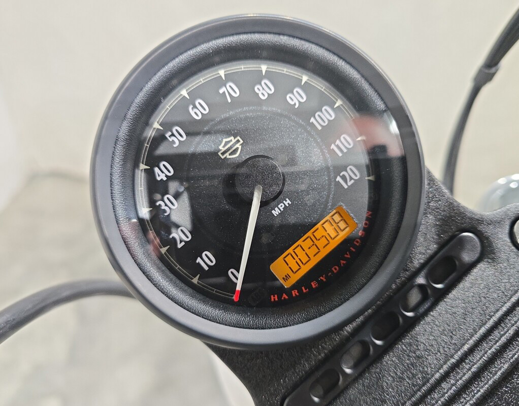 Sportster® SuperLow®