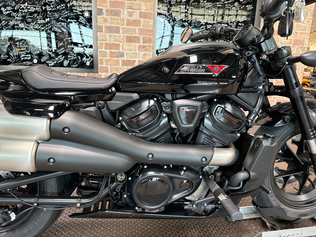 Sportster® S