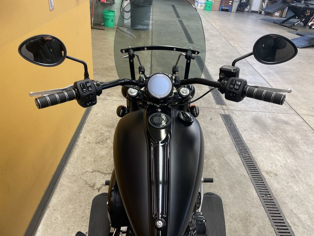 Chief Bobber Dark Horse