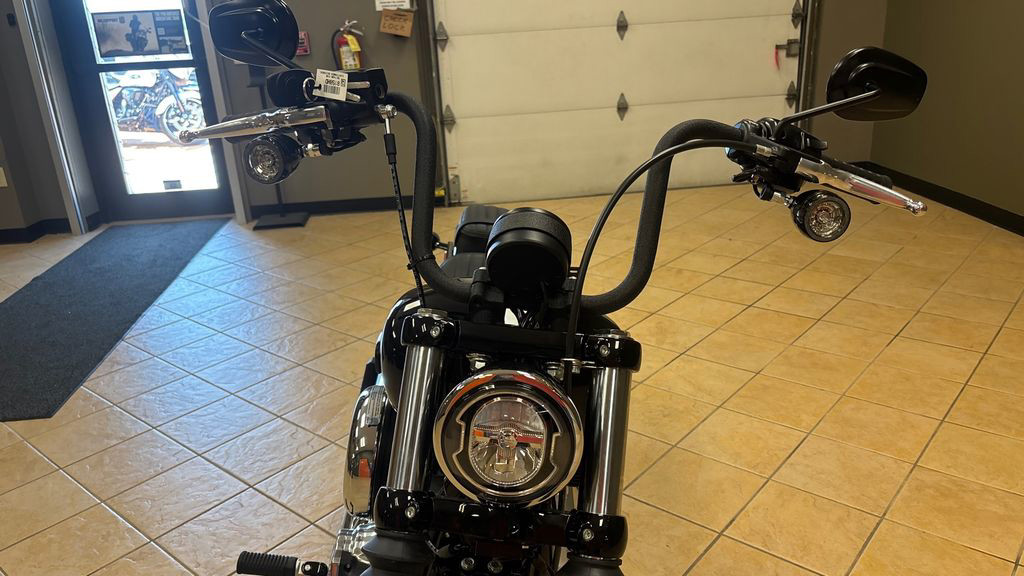 Street Bob®