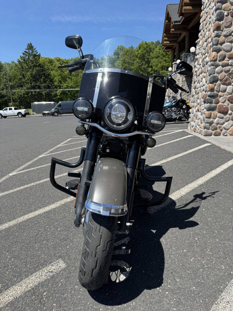 Softail® Heritage Classic 114