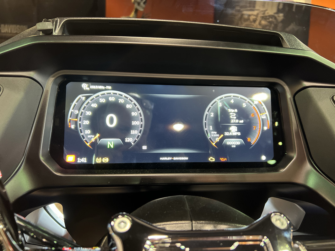 Road Glide®