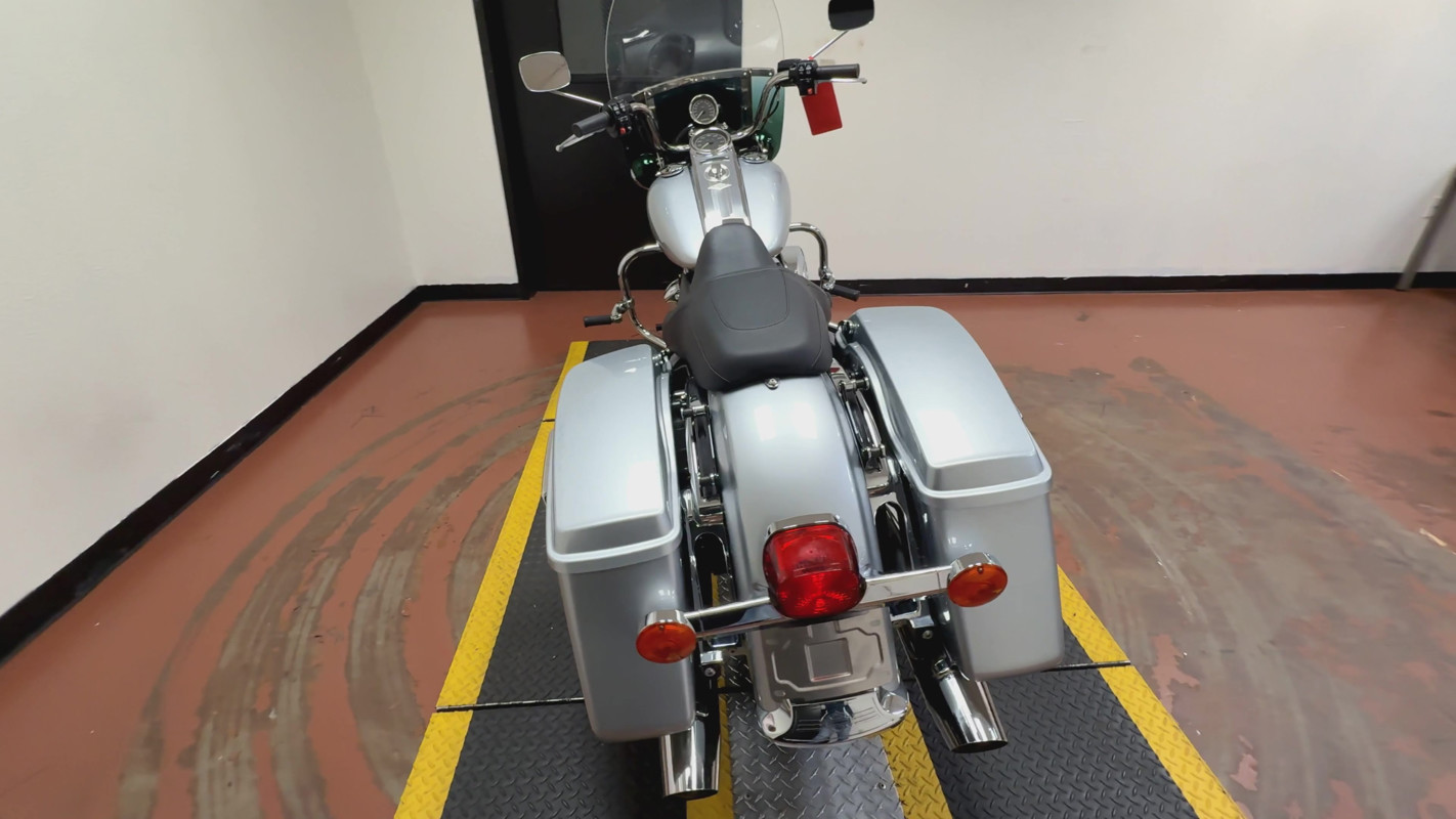 Road King Police