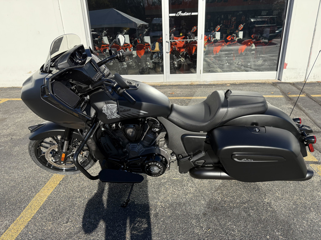 Challenger Dark Horse