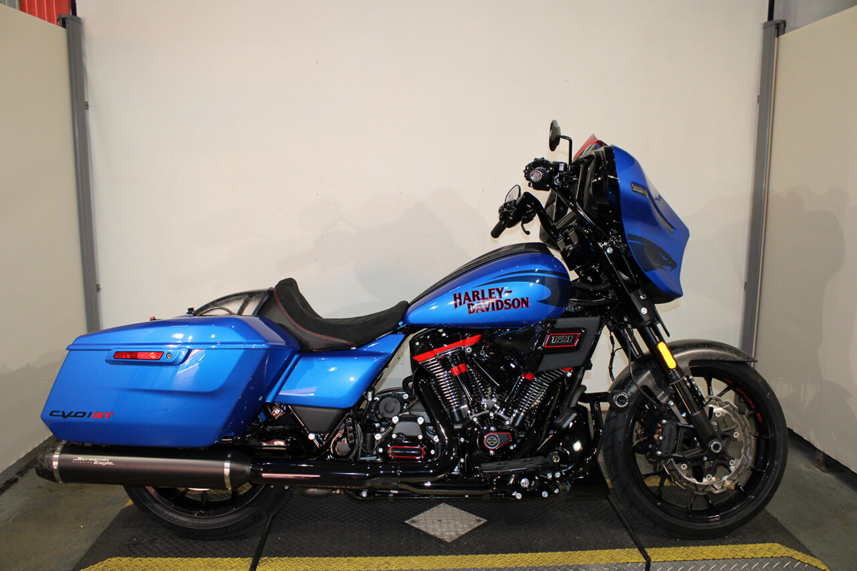 CVO® Street Glide® ST