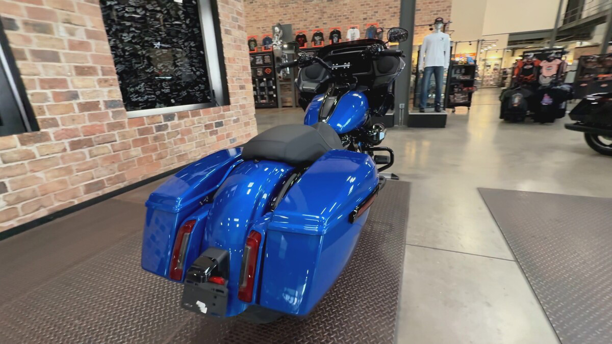 Road Glide®