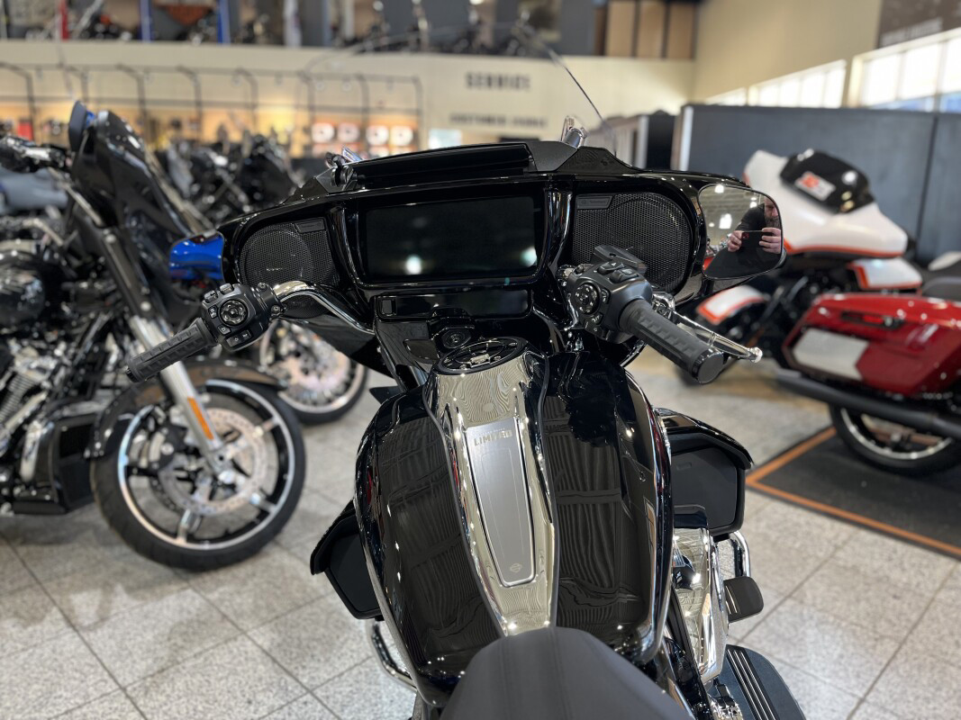 Street Glide® Limited