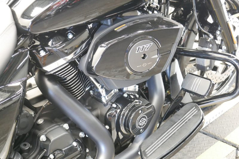 Road Glide®