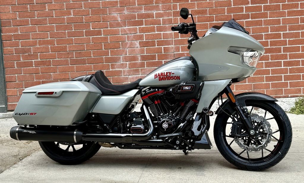 CVO® Road Glide® ST