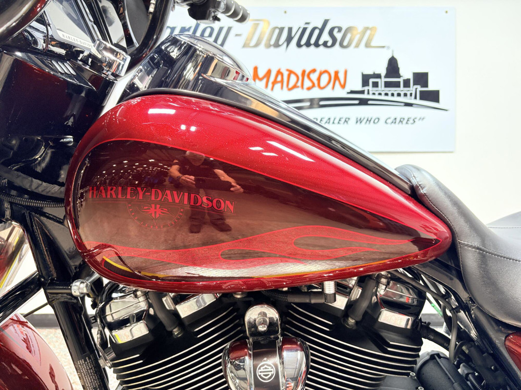 Street Glide® Special