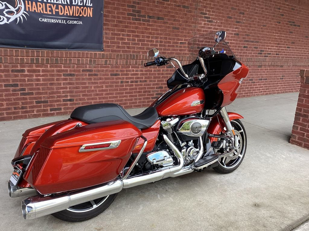 Road Glide®