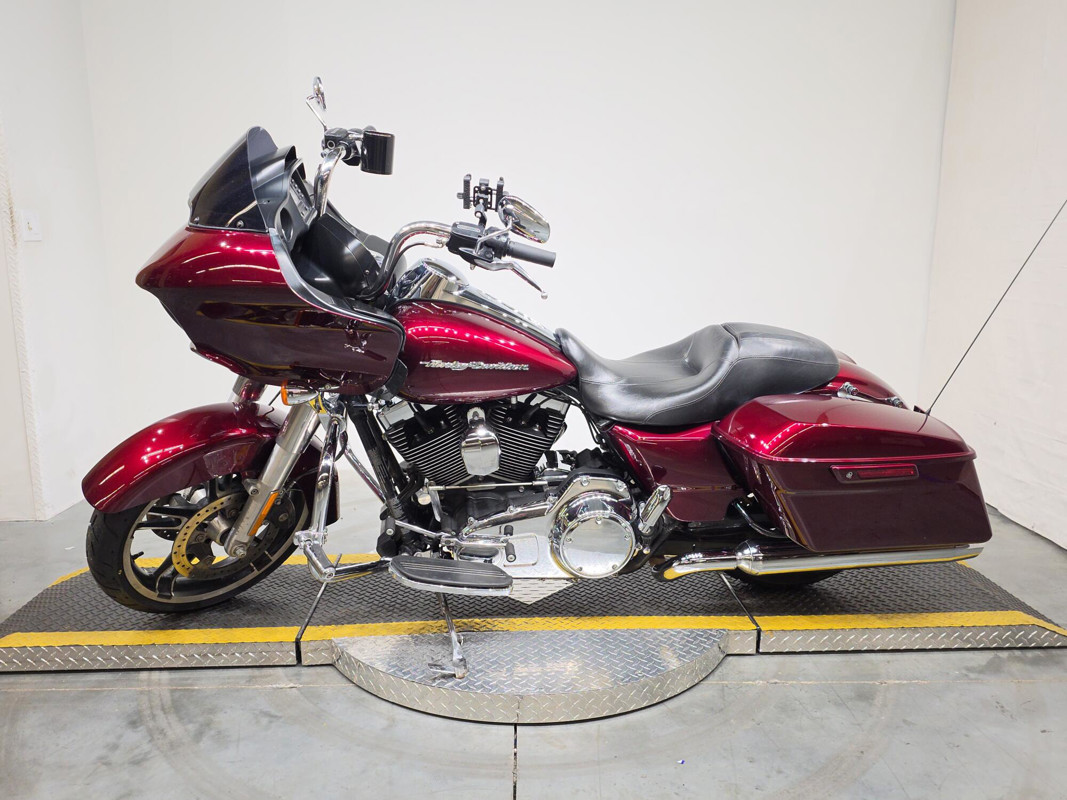 Road Glide®
