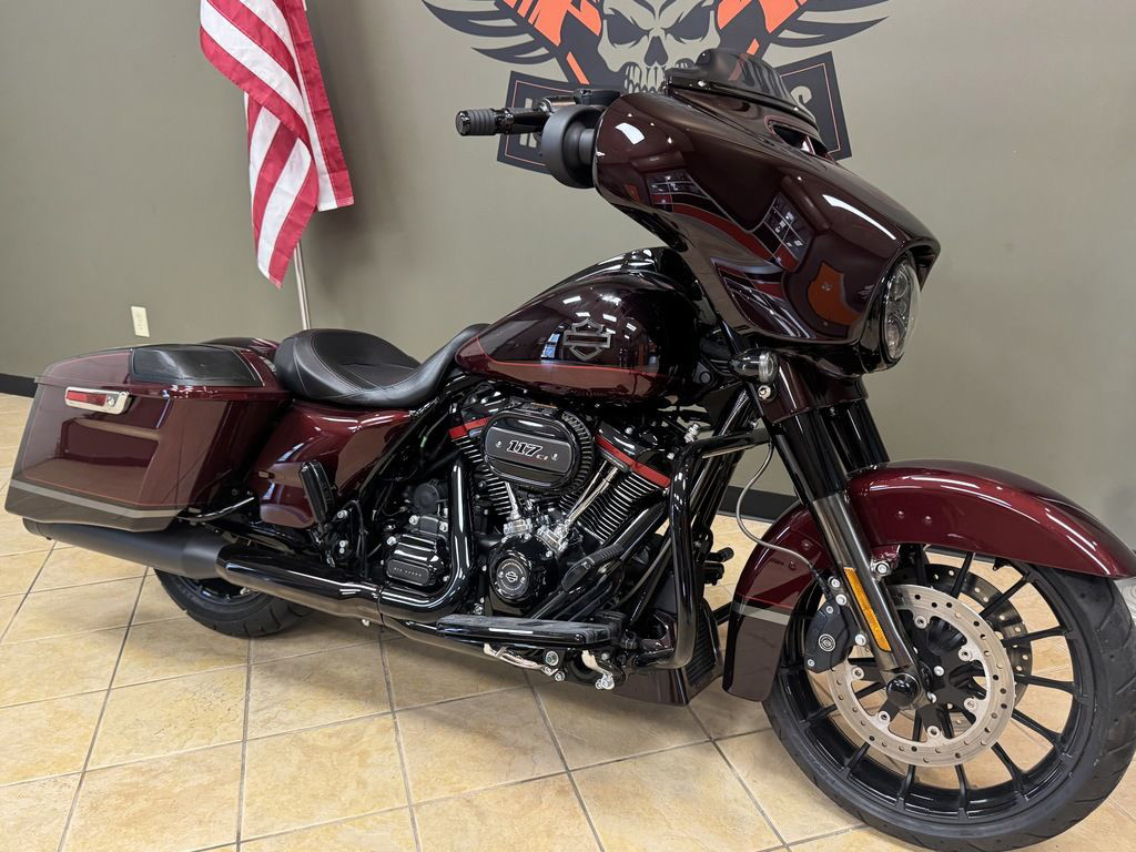 CVO® Street Glide®
