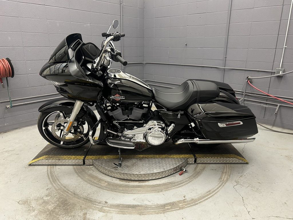 Road Glide®
