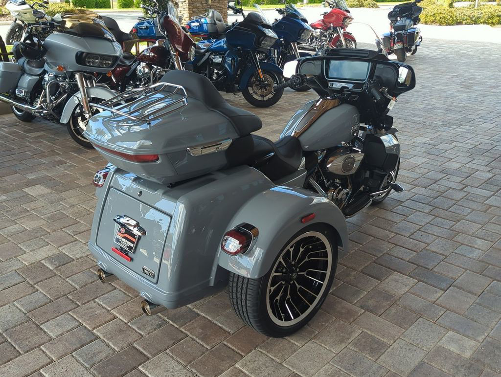 Street Glide® 3 Limited