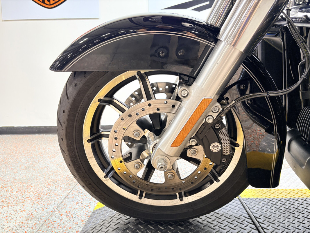 Road Glide® Ultra