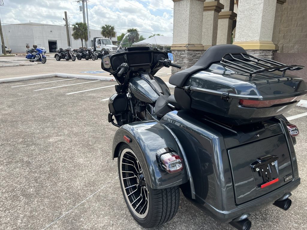 Street Glide® 3 Limited