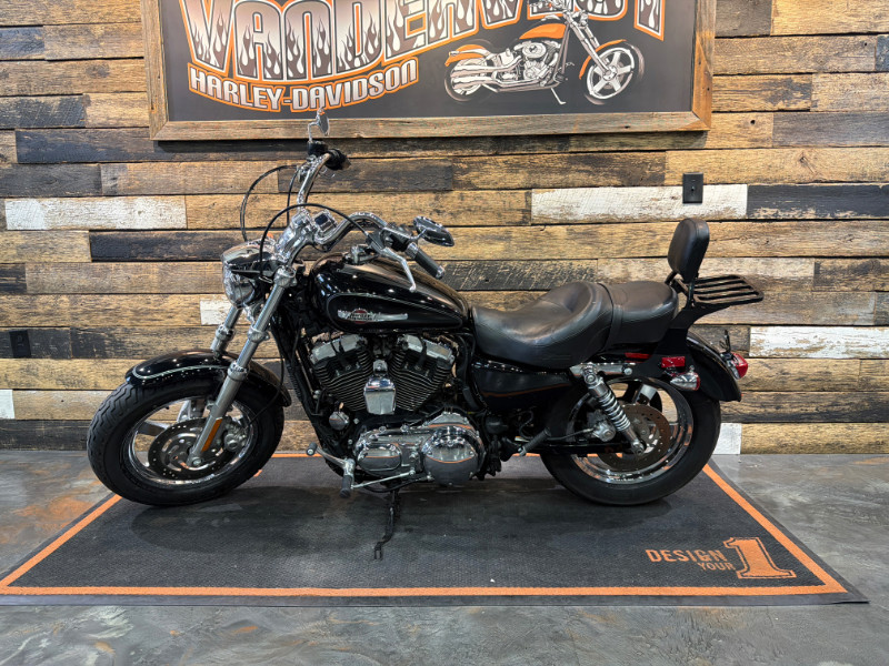 Sportster® 1200 Custom - H-D1 Factory Custom