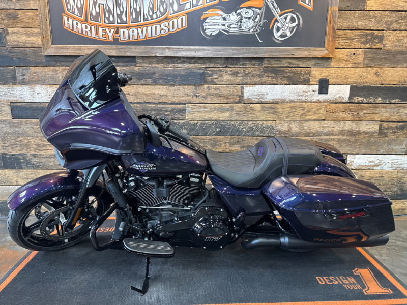 Street Glide®