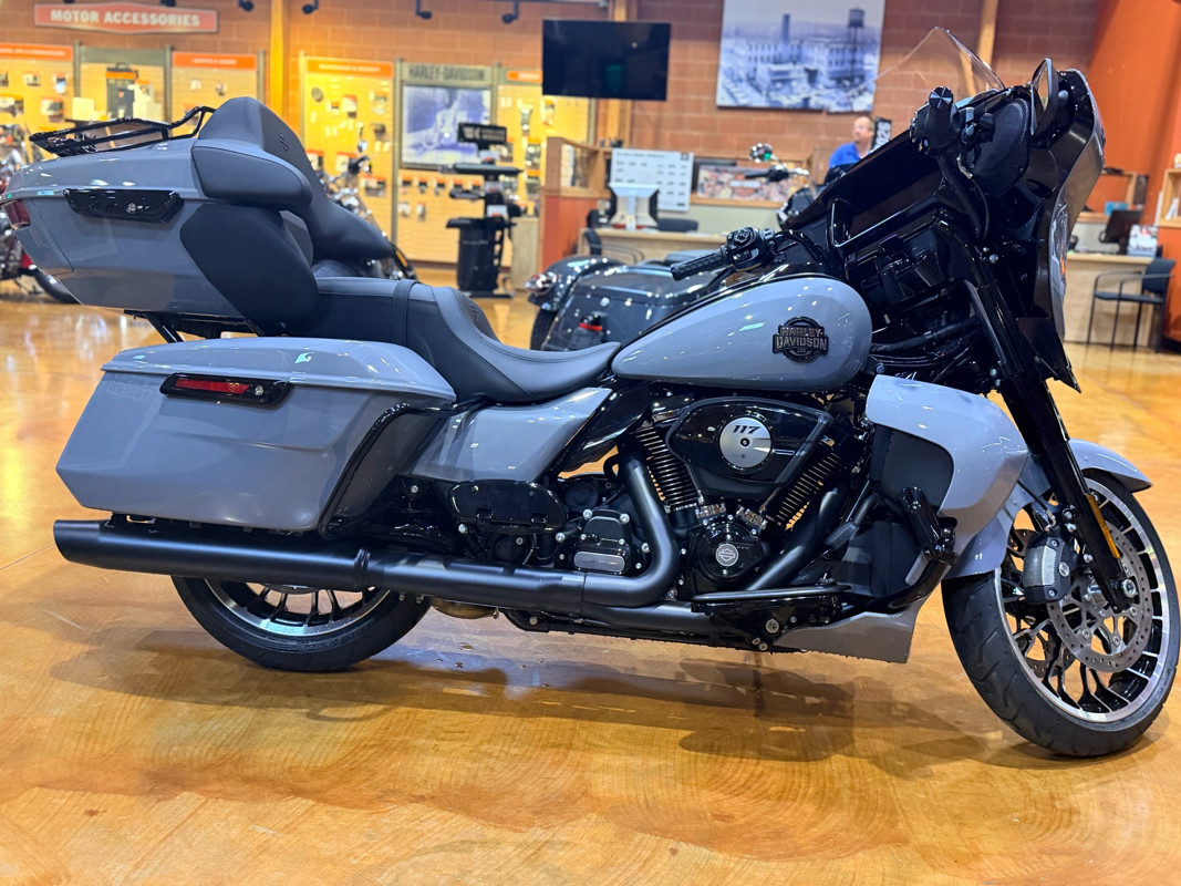 Street Glide® Limited
