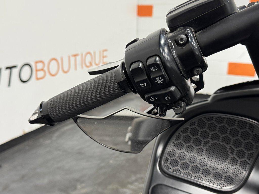Road Glide® Special