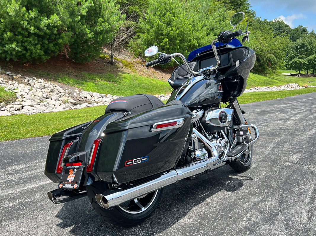 Road Glide®