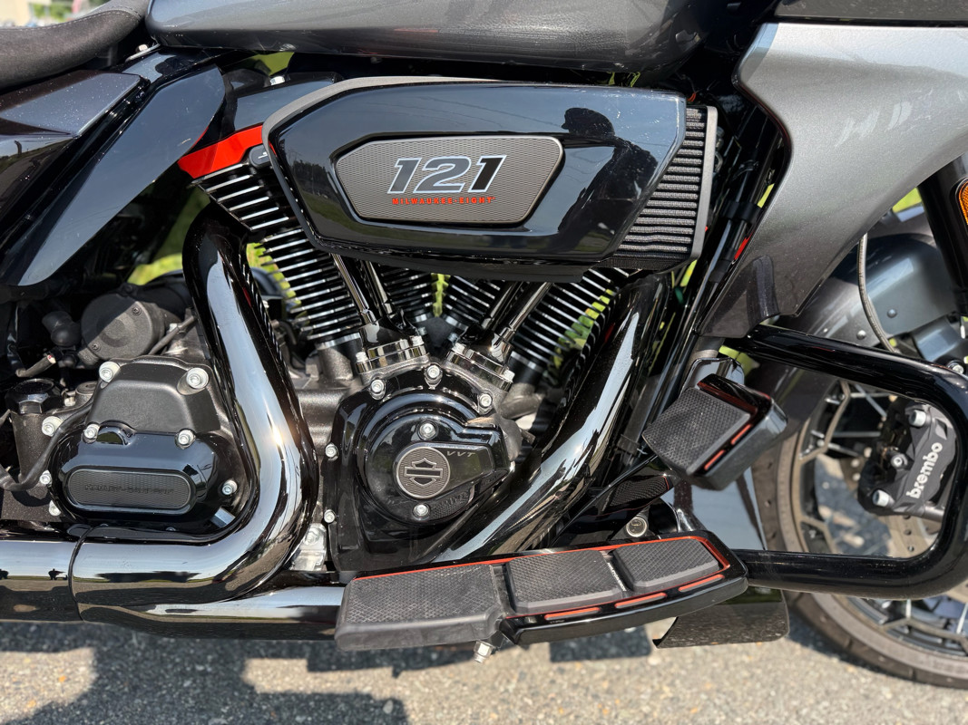 CVO® Road Glide®