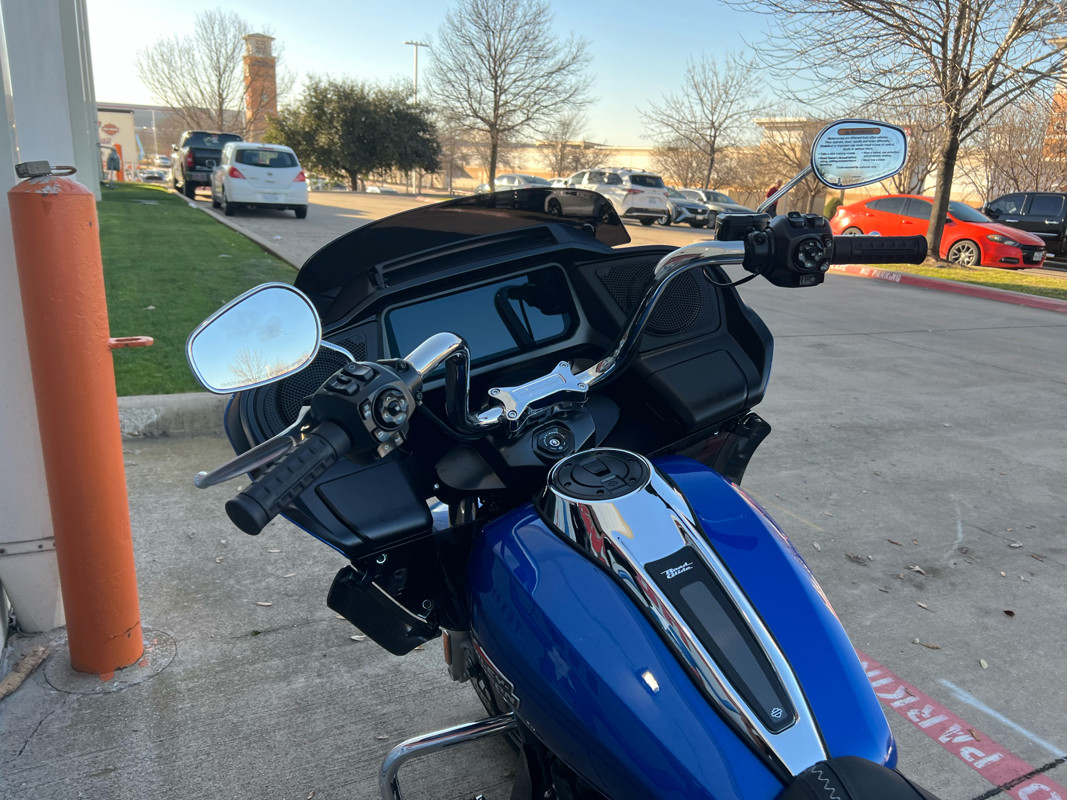 Road Glide®