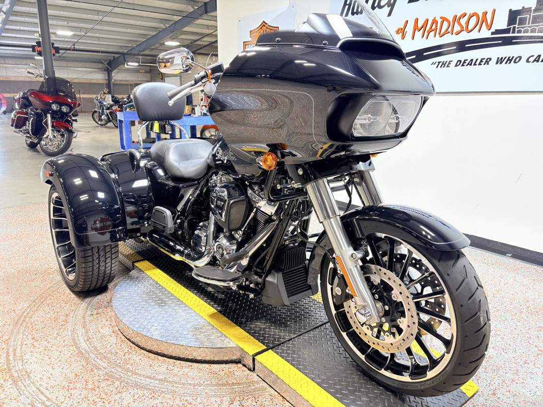 Road Glide® 3