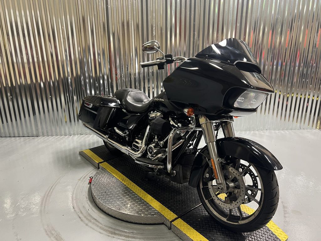 Road Glide®